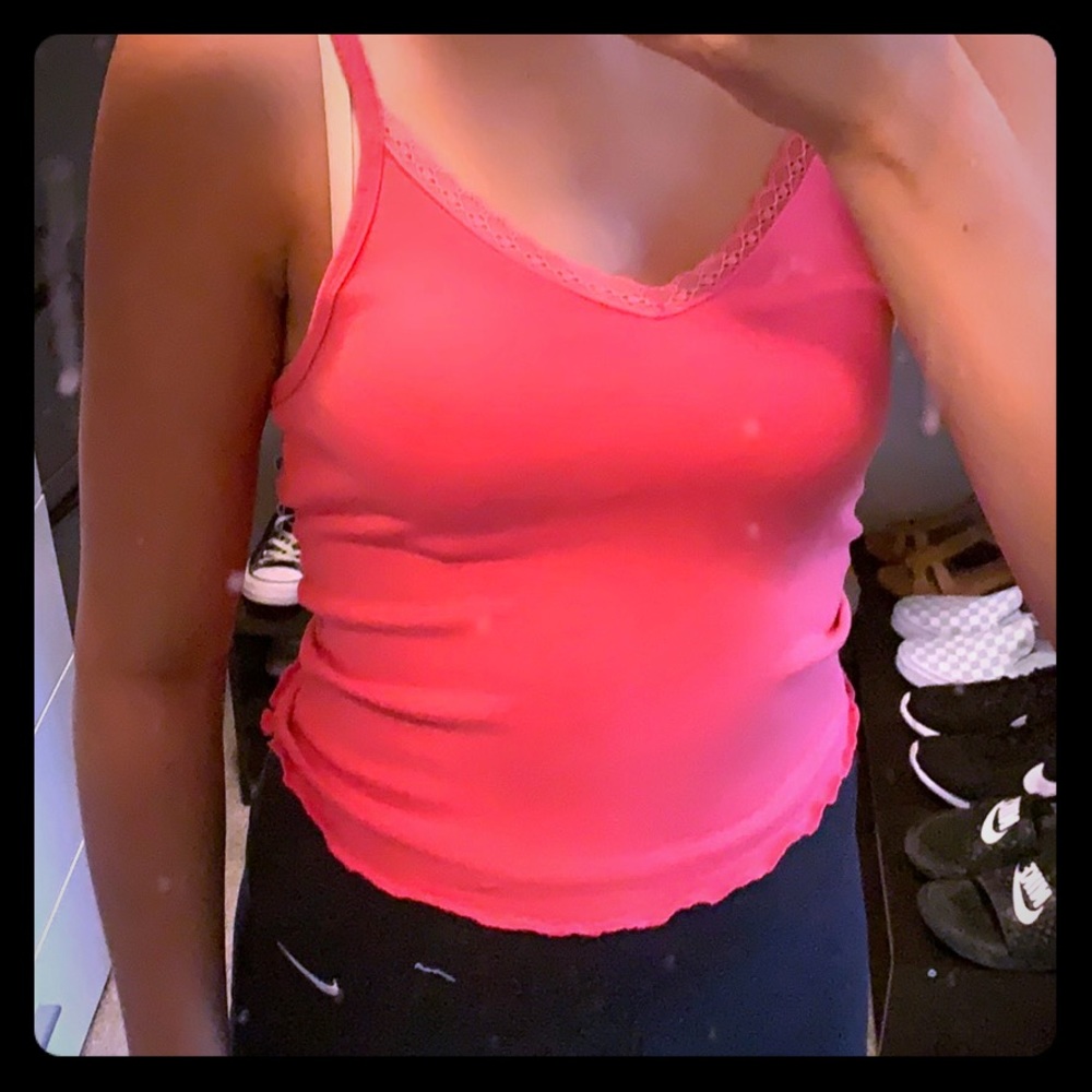 Pink tank top